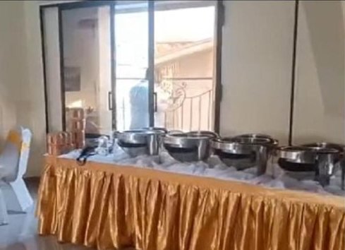 Le buffet chauffant du Nefar Palace